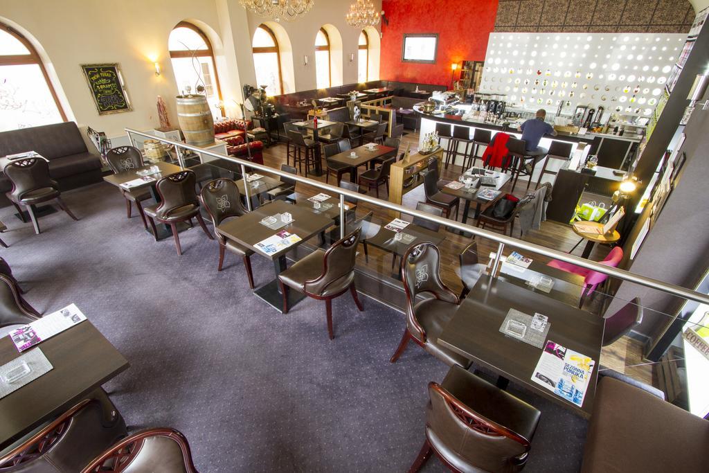 Hotel Grand Zilina Luaran gambar