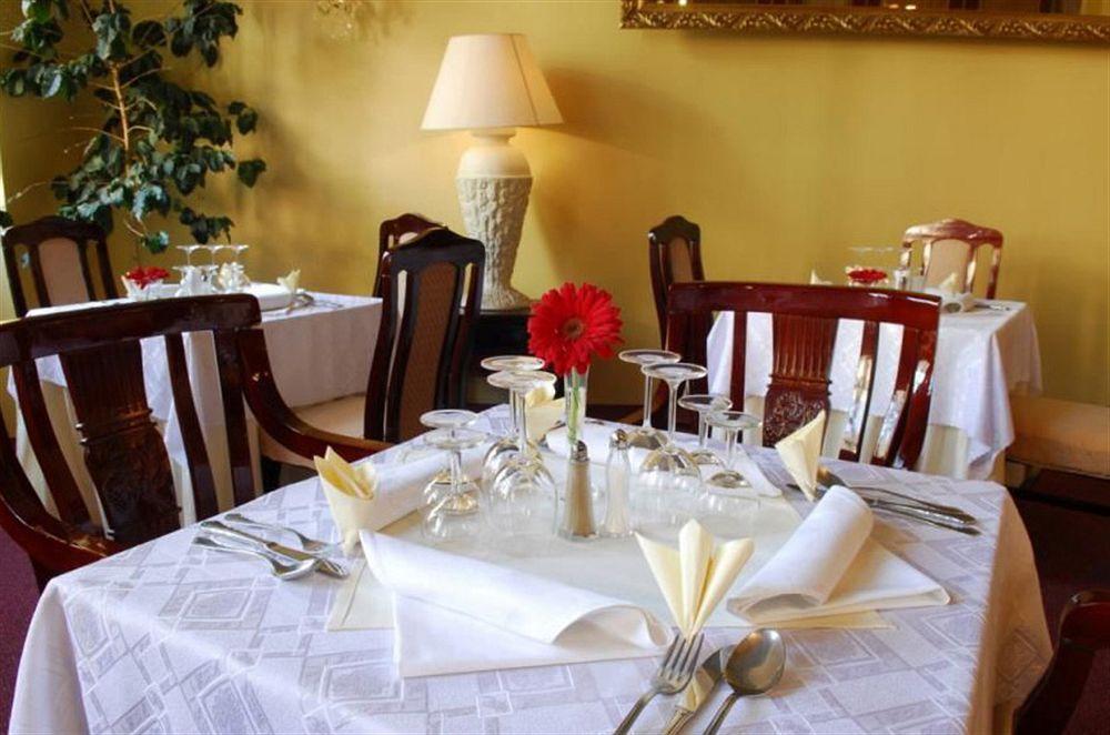 Hotel Grand Zilina Luaran gambar