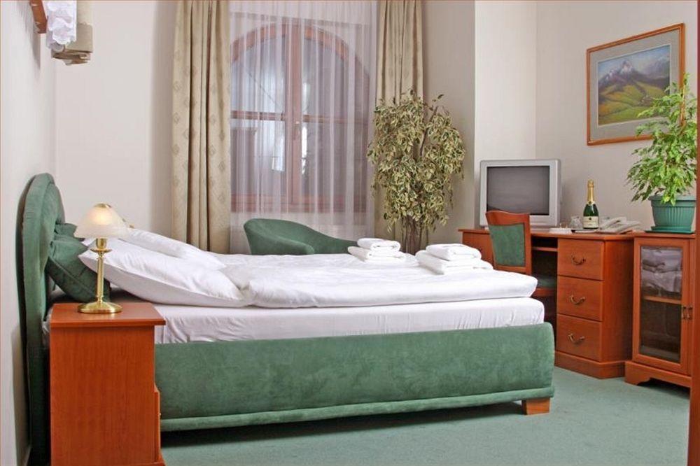 Hotel Grand Zilina Luaran gambar