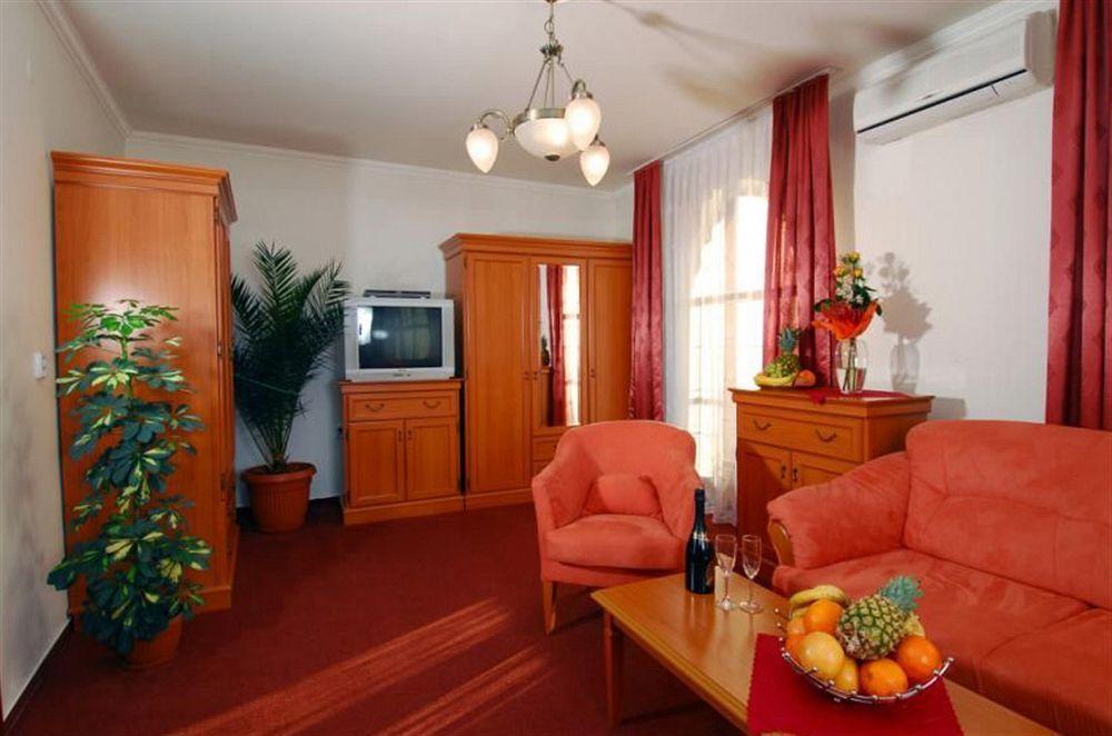 Hotel Grand Zilina Luaran gambar