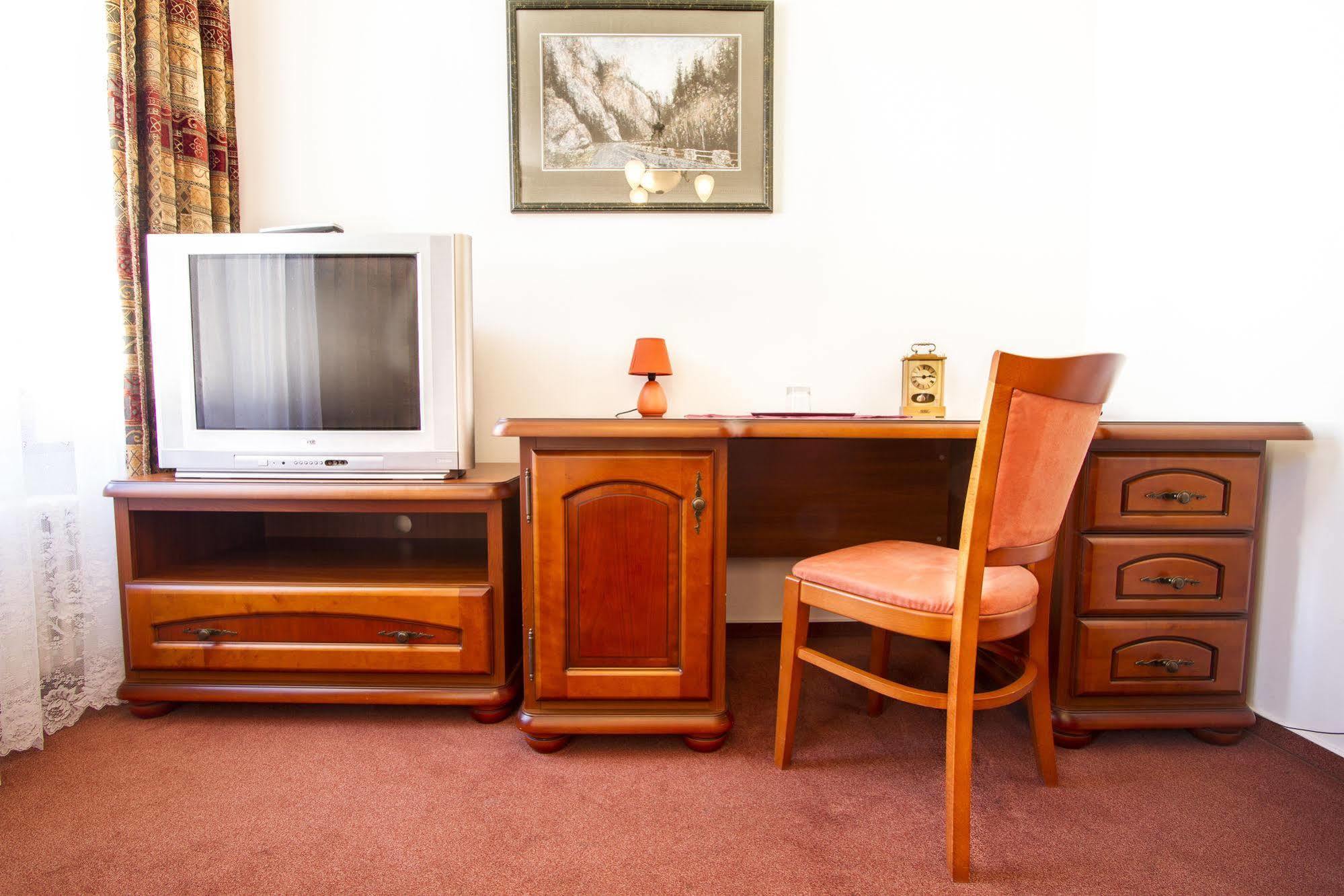 Hotel Grand Zilina Luaran gambar