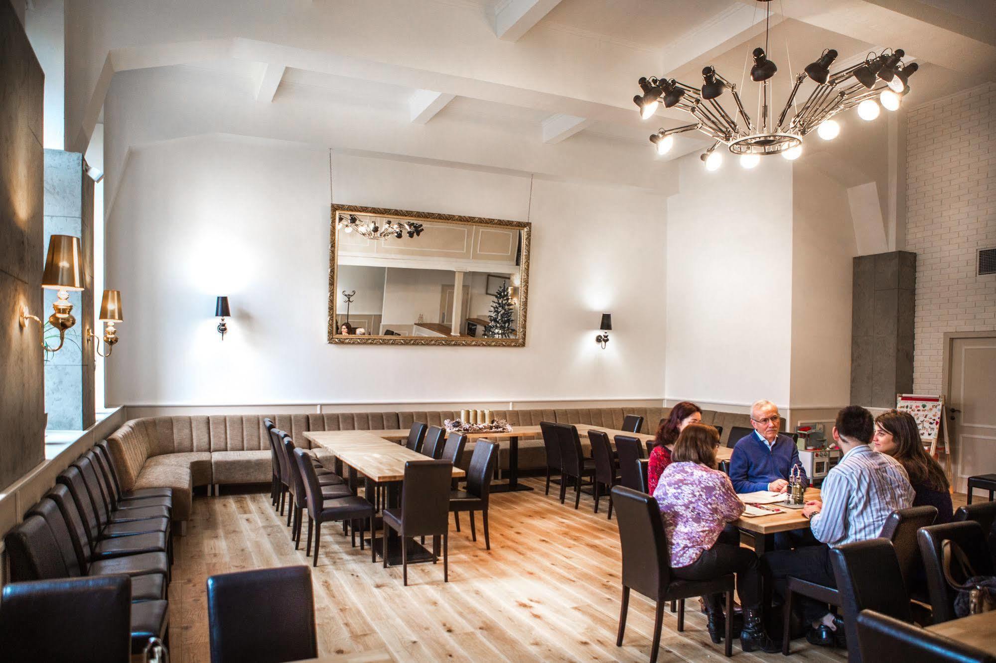 Hotel Grand Zilina Luaran gambar